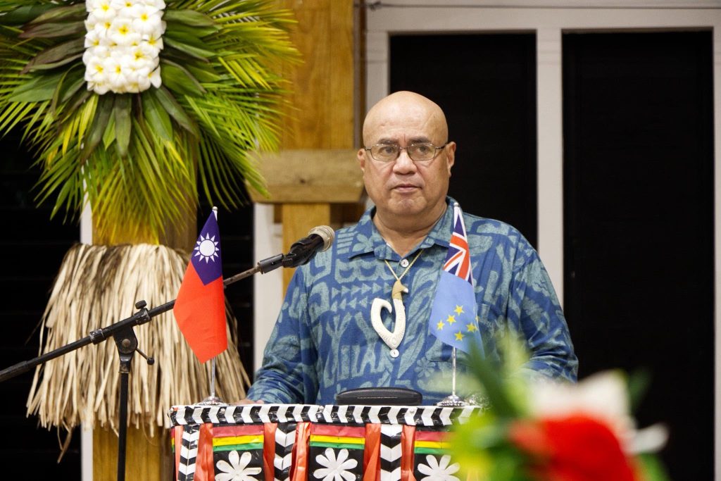 tuvalu pm